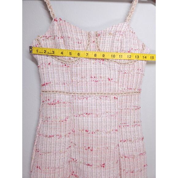Hello Fashion Tweed mini dress bouclé fabric pink beige structured bustier style - Picture 8 of 14